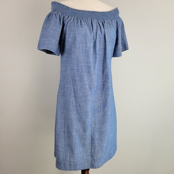 J Crew Off Shoulder Smocked Chambray Denim Dress SZ 8 - Picture 4 of 15
